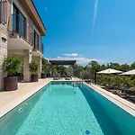 Extravagante Mit Sauna, Privatpool, Billard, Bbq 펜션