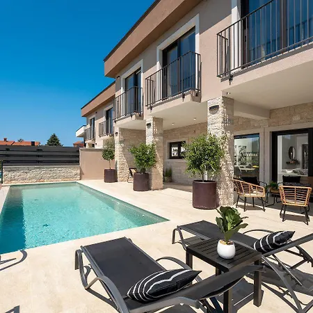 Vikendica Extravagante Mit Sauna, Privatpool, Billard, Bbq Porec