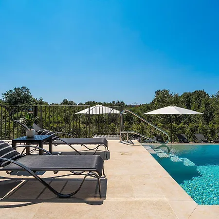 Extravagante Mit Sauna, Privatpool, Billard, Bbq Hébergement de vacances Poreč