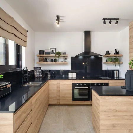 Extravagante Mit Sauna, Privatpool, Billard, Bbq * Porec