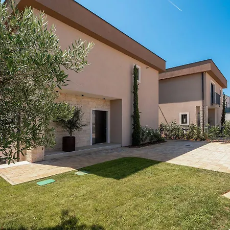 Extravagante Mit Sauna, Privatpool, Billard, Bbq Vikendica Porec