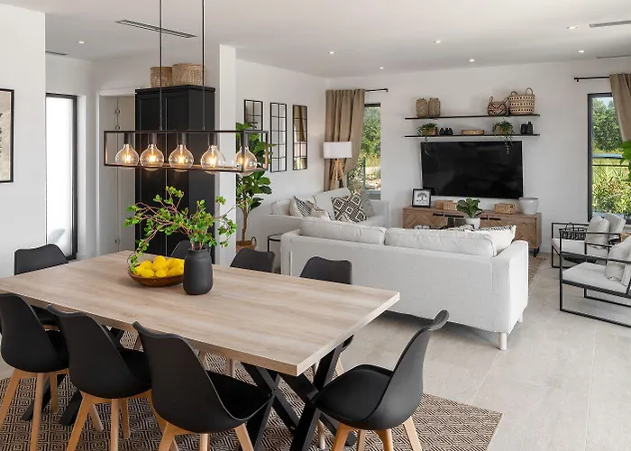 Holiday home Extravagante Mit Sauna, Privatpool, Billard, Bbq