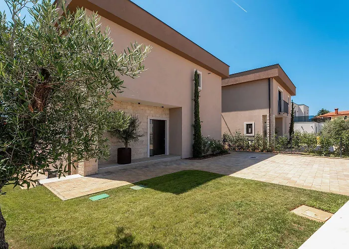 Extravagante Mit Sauna, Privatpool, Billard, Bbq Holiday home Porec