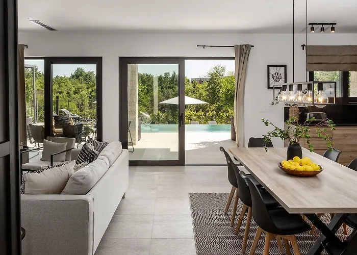 Extravagante Mit Sauna, Privatpool, Billard, Bbq Semesterbostad *