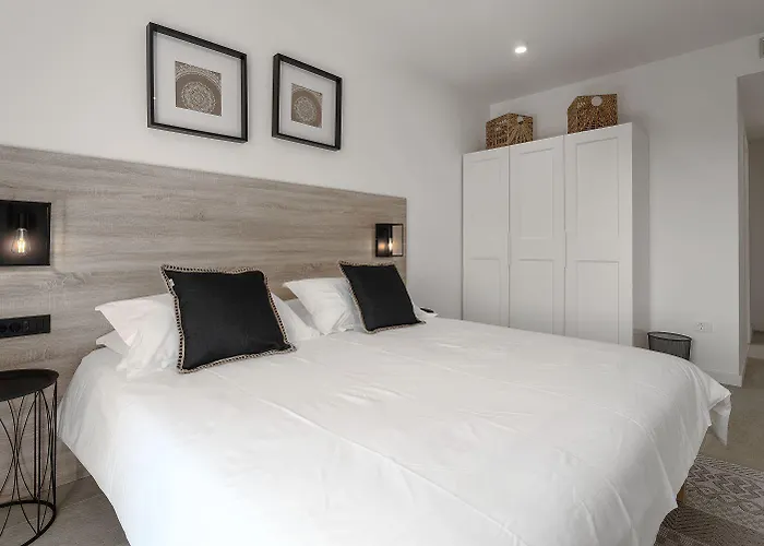 Extravagante Mit Sauna, Privatpool, Billard, Bbq Poreč