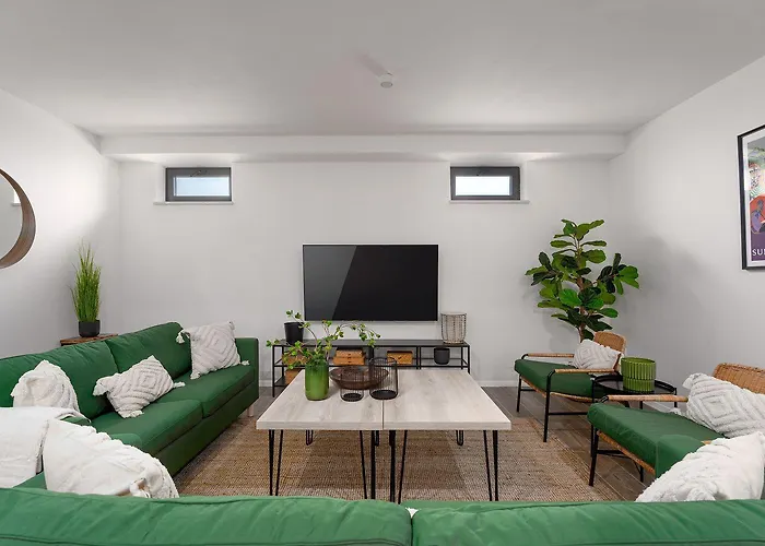 Ferienhaus Extravagante Mit Sauna, Privatpool, Billard, Bbq